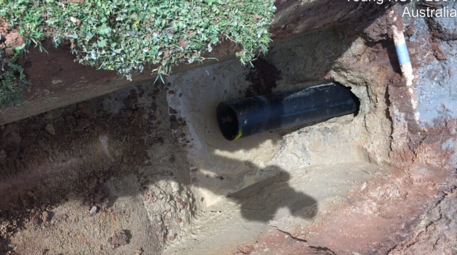 HILLTOPS COUNCIL YOUNG COWRA RD RETICULATION MAIN